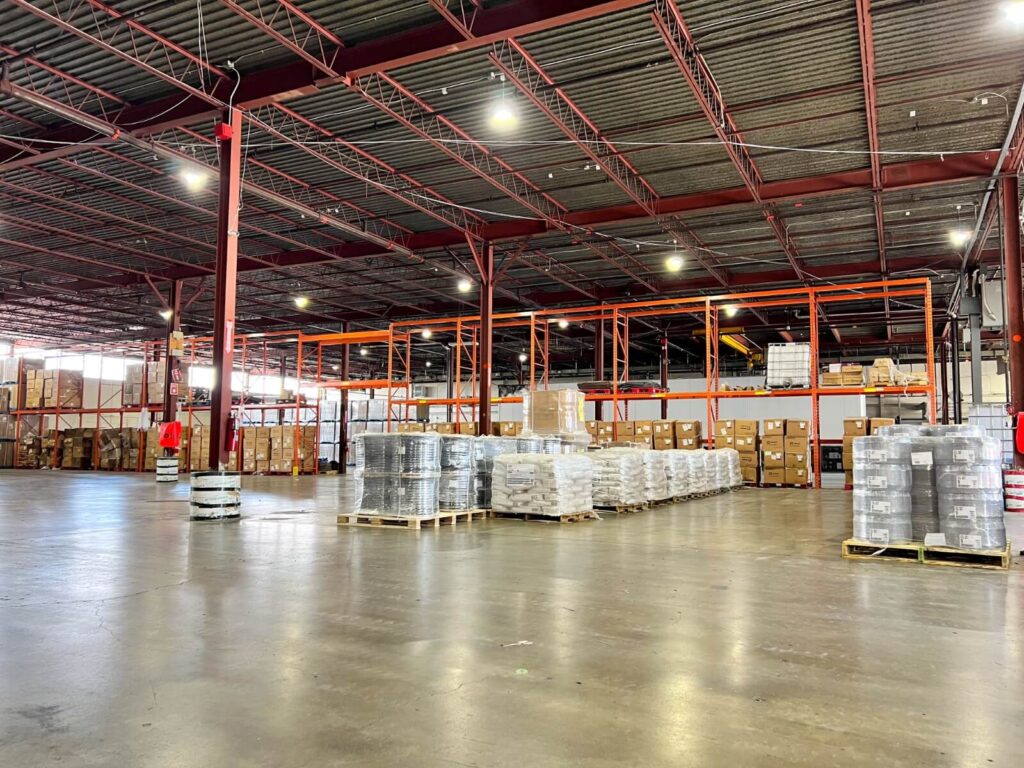 How To Improve Your Supply Chain With A Cross Dock Warehouse